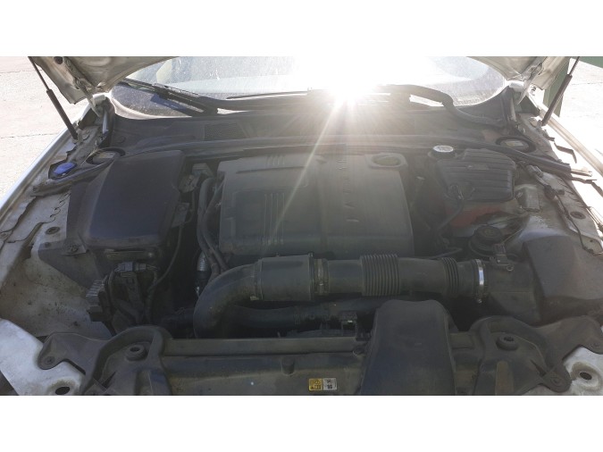 RECUBR.EXT.PUER.TR.D JAGUAR XF 2012