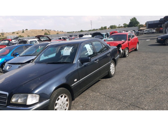 CERRADURA PORTÓN TRASERO MERCEDES C 240 1997