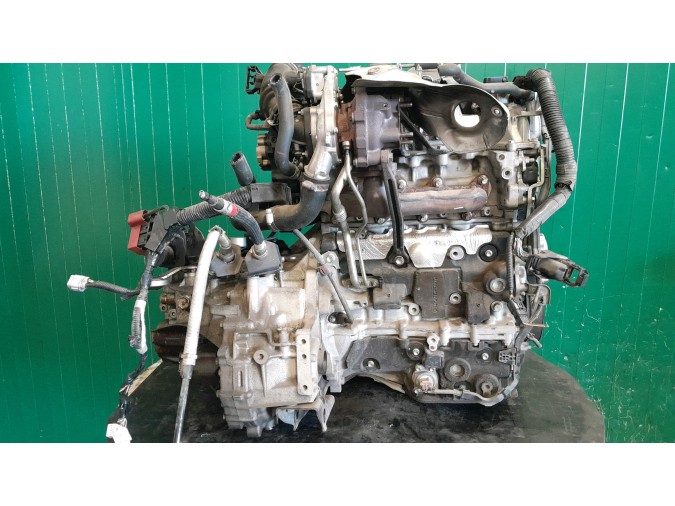MOTOR CON ACCESORIOS Y CAJA DE CAMBIOS TOYOTA YARIS