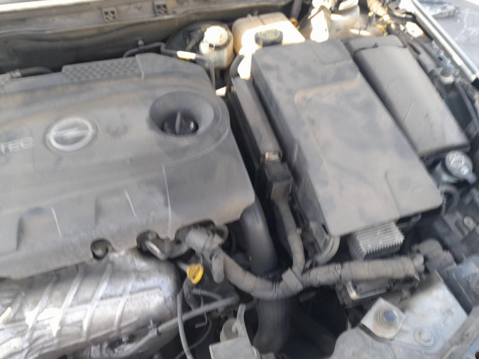 Coche despiece completo OPEL INSIGNIA 00145973