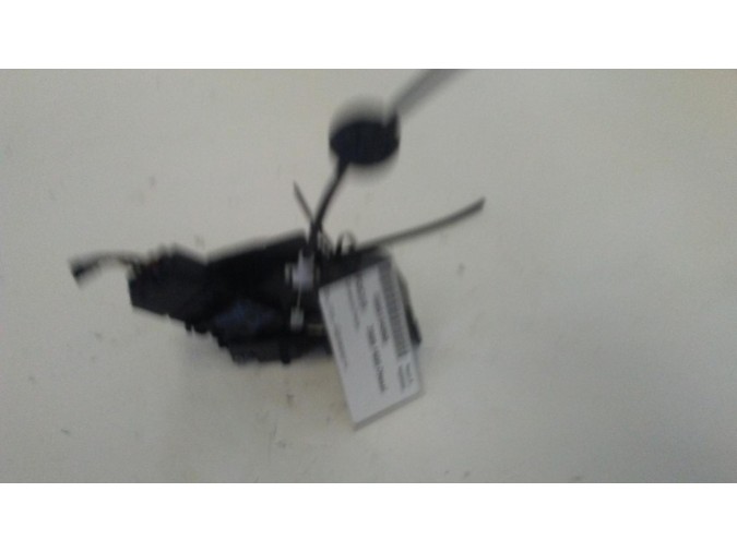 CERRADURA PUERTA DELANTERA DERECHA FORD FOCUS 2009
