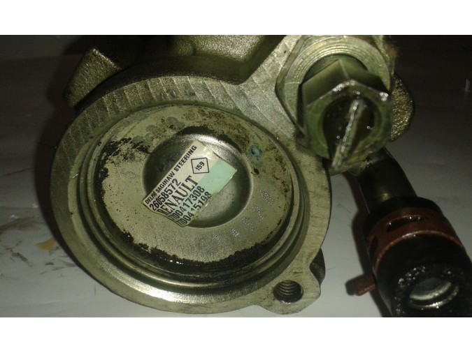 BOMBA SERVODIRECCION RENAULT SCENIC 2000