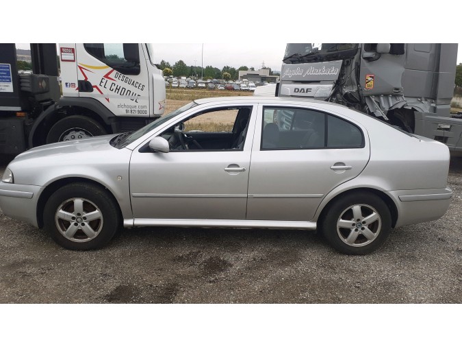 TABLERO DE A BORDO SKODA OCTAVIA 2006