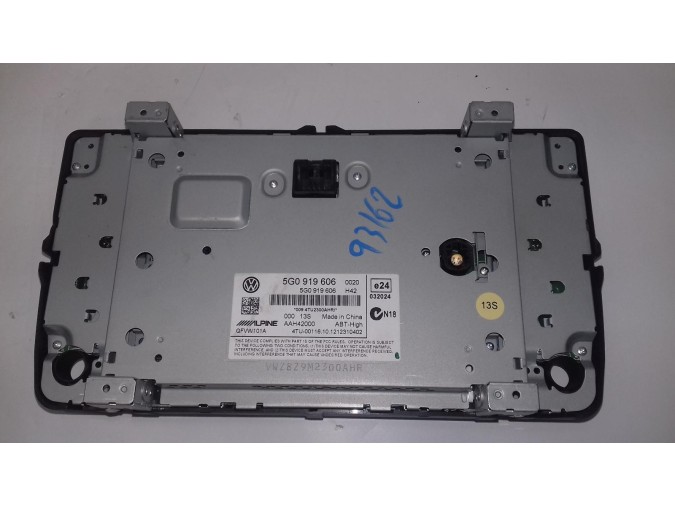 sistema navegacion gps VOLKSWAGEN GOLF 2013