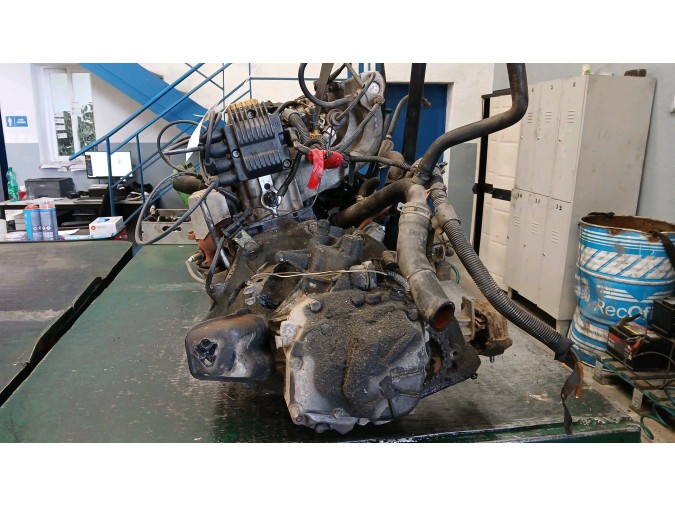 MOTOR CON ACCESORIOS Y CAJA DE CAMBIOS OPEL ASTRA 1994