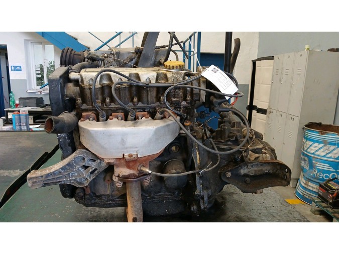 MOTOR CON ACCESORIOS Y CAJA DE CAMBIOS OPEL ASTRA 1994