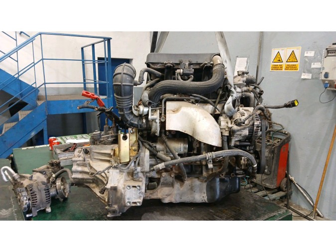 Motor completo KIA CARNIVAL 2005