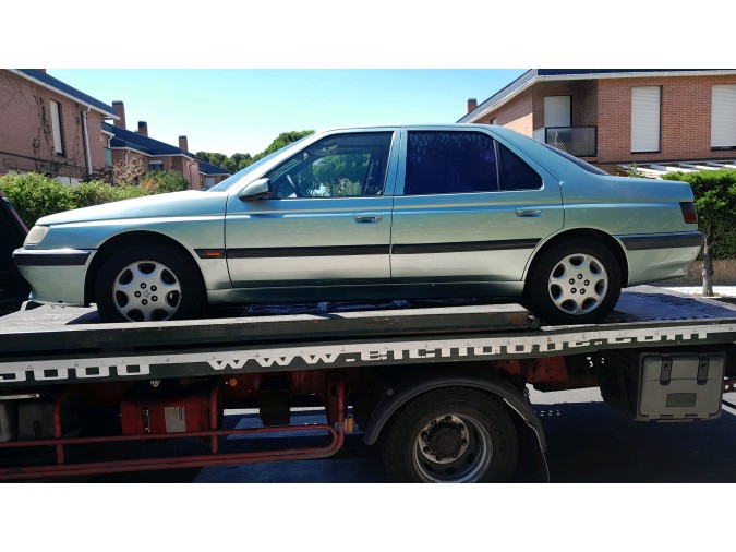 PUERTA TRASERA DERECHA PEUGEOT 605 1996