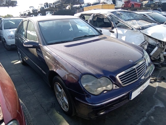 FARO ANTINIEBLA DERECHO MERCEDES C 320 2000