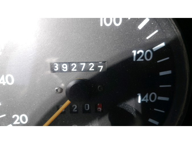 PUERTA TRASERA DERECHA MERCEDES MB 1994