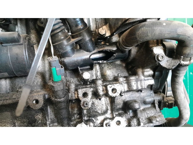MOTOR CON ACCESORIOS Y CAJA DE CAMBIOS CITROEN C3 2006