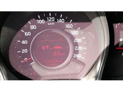 REJILLA DELANTERA KIA CEED 2015