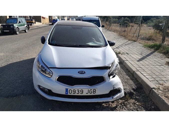 BRAZO SUSPENSION SUPERIOR TRASERO IZQUIERDO KIA CEED 2015