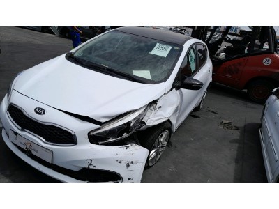 BRAZO SUSPENSION INFERIOR TRASERO DERECHO KIA CEED 2015