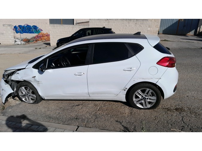 CERRADURA PUERTA TRASERA IZQUIERDA KIA CEED 2015