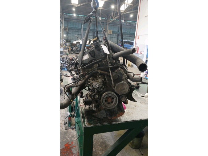 MOTOR CON ACCESORIOS SIN CAJA DE CAMBIOS IVECO 35S18 2021