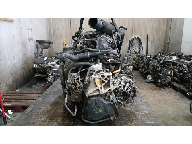 Motor VOLKSWAGEN GOLF 2001