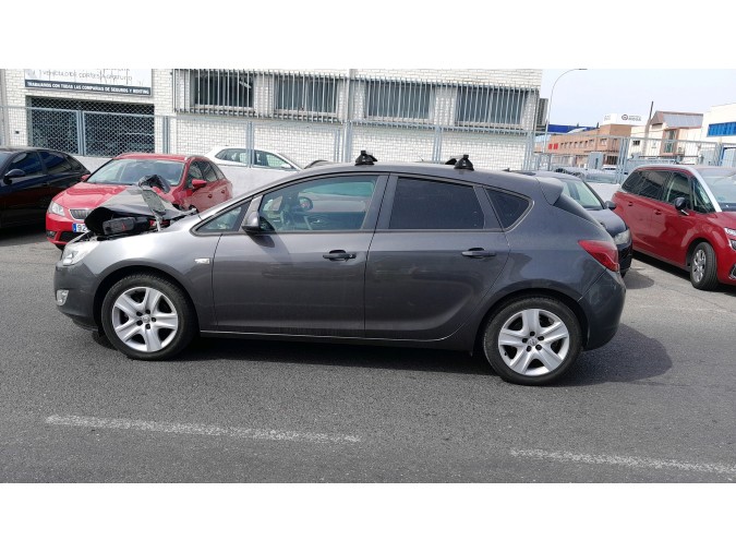 Autorradio OPEL ASTRA 2011