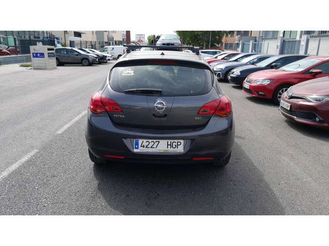Autorradio OPEL ASTRA 2011
