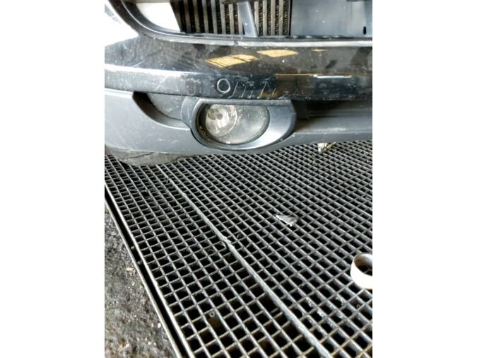 FARO ANTINIEBLA DELANTERO IZQUIERDO AUDI Q7 2007