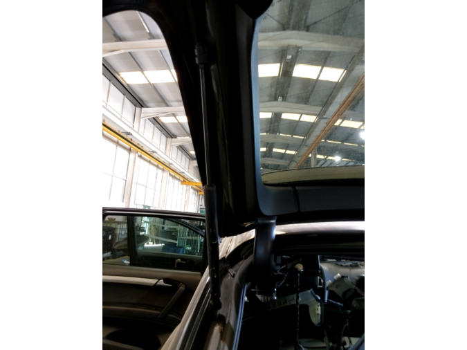 AMORTIGUADOR MALETERO AUDI Q7 2007
