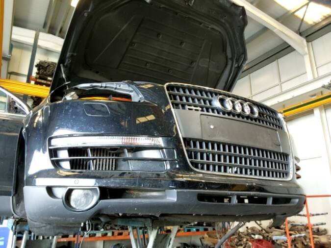PANEL DELANTERO AUDI Q7 2007