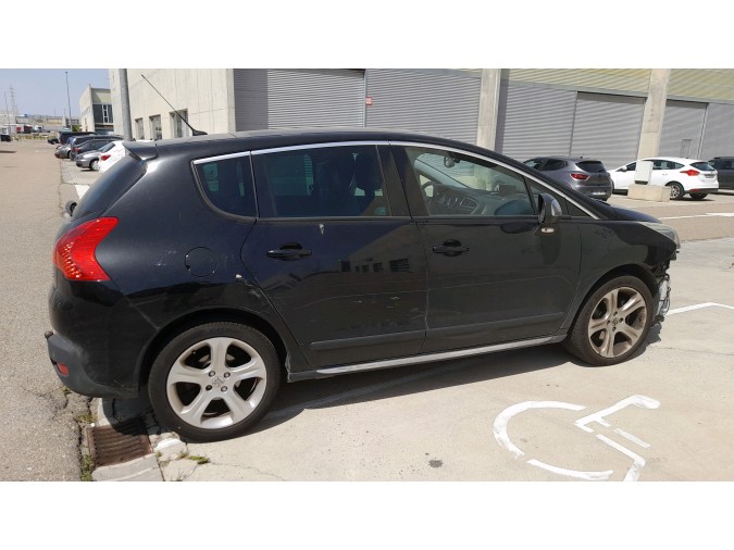 TAPA GUANTERA PEUGEOT 3008 2010
