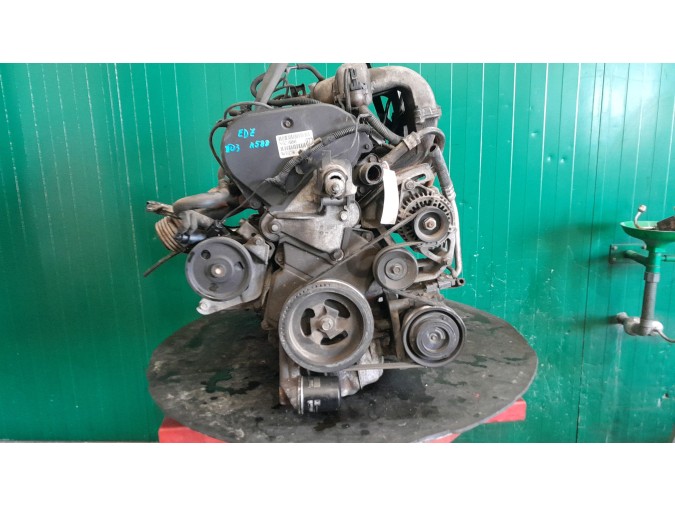 MOTOR CON ACCESORIOS Y CAJA DE CAMBIOS CHRYSLER VOYAGER I 2000