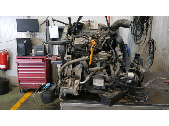 Motor SKODA FABIA 2002
