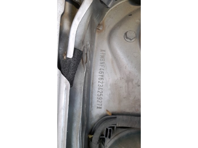 ELEVALUNAS DELANTERO DERECHO SKODA FABIA 2002