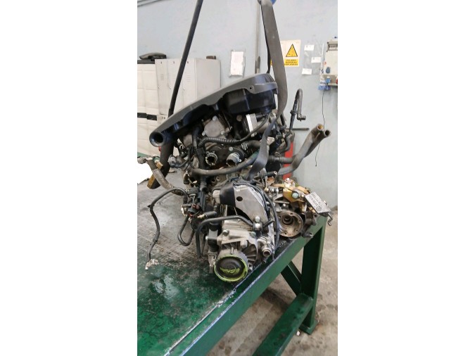 Motor aligerado VOLKSWAGEN GOLF 2002