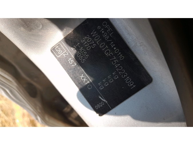 PRETENSOR CINTURÓN DELANTERO DERECHO OPEL ZAFIRA 2004