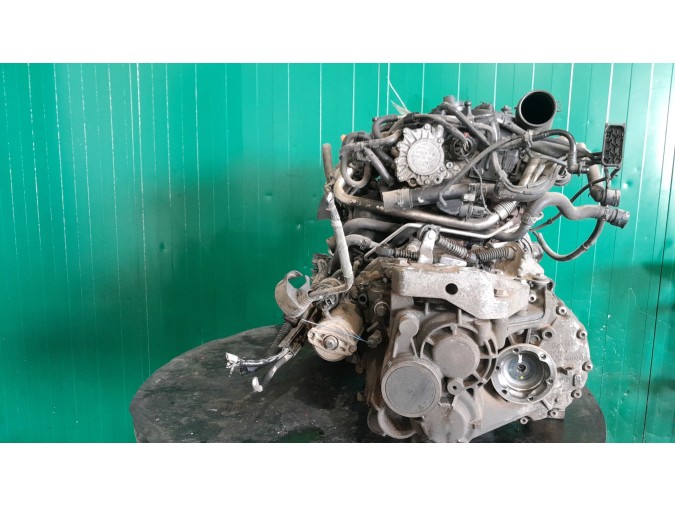 MOTOR CON ACCESORIOS Y CAJA DE CAMBIOS VOLKSWAGEN GOLF