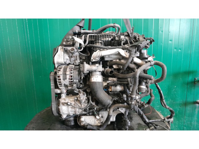 MOTOR CON ACCESORIOS SIN CAJA DE CAMBIOS VOLVO V60 2016