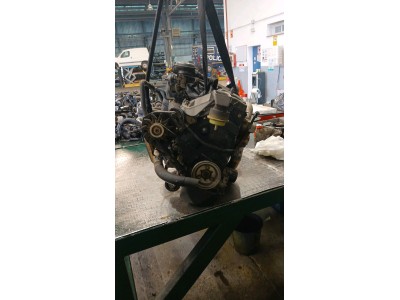 MOTOR CON ACCESORIOS Y CAJA DE CAMBIOS PEUGEOT 205 1991