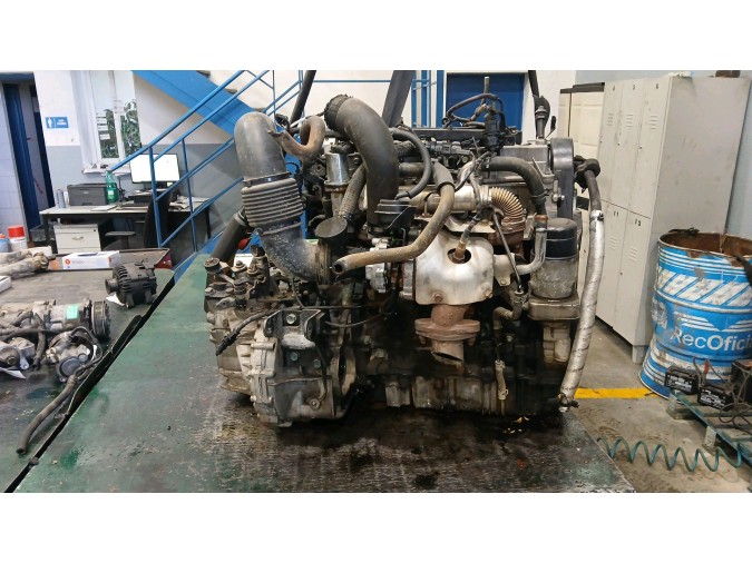MOTOR CON ACCESORIOS SIN CAJA DE CAMBIOS KIA SPORTAGE 2007
