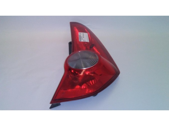 PILOTO TRASERO DERECHO OPEL AGILA 2008