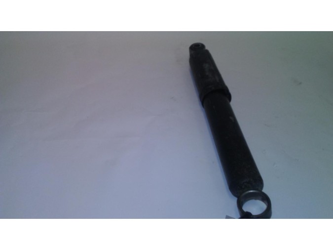 AMORTIGUADOR TRASERO IZQUIERDO NISSAN INTERSTAR 2005