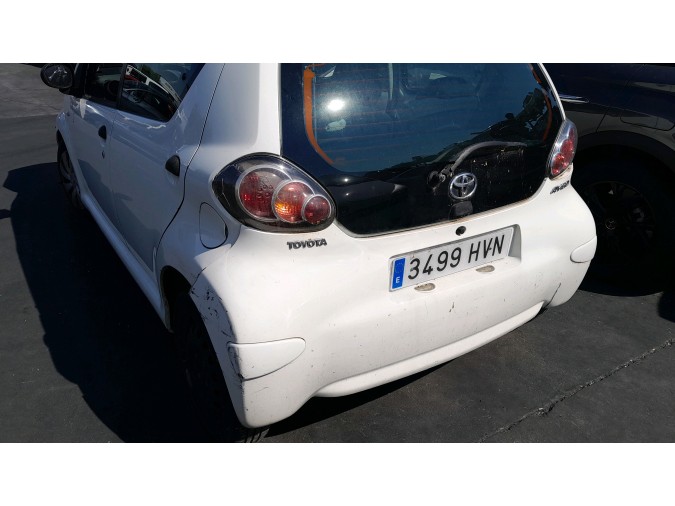 FARO DELANTERO DERECHO TOYOTA AYGO 2014
