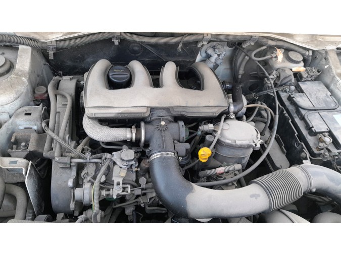 Autorradio PEUGEOT PART FG. 190 1.9D 2001