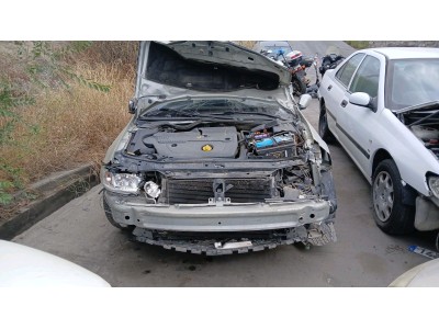 Radiador motor RENAULT LAGUNA 2004