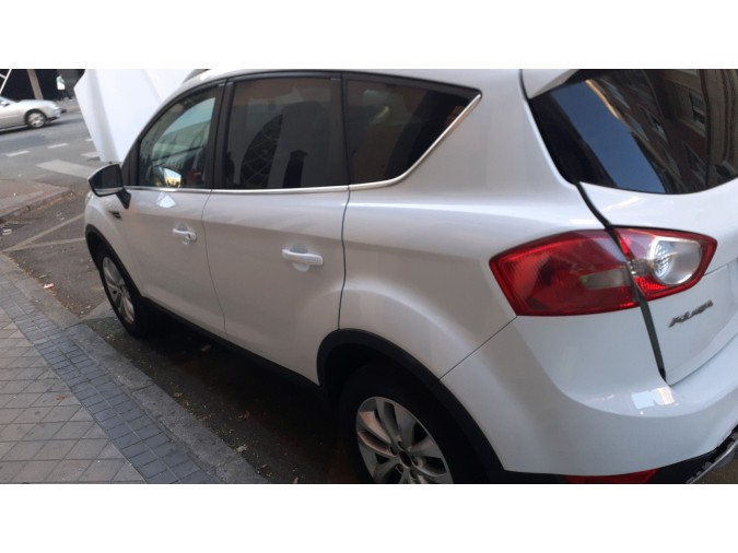 REPOSACAB.TR.CEN.CPL FORD KUGA 2009