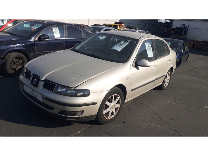 MANDO ELEVALUNAS DELANTERO DERECHO SEAT TOLEDO 2004