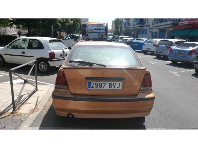 CERRADURA CAPO BMW 320TD 2002