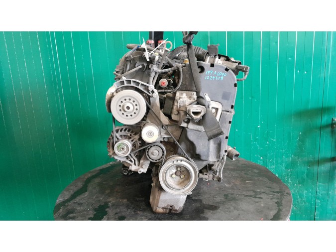 MOTOR CON ACCESORIOS Y CAJA DE CAMBIOS FIAT PUNTO 2008