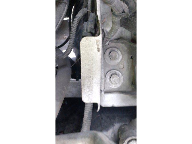 REFUERZO PARAGOLPES TRASERO RENAULT KANGOO EXPRESS 2015