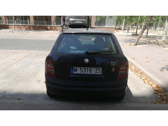 ELEVALUNAS TRASERO IZQUIERDO SKODA FABIA 2000