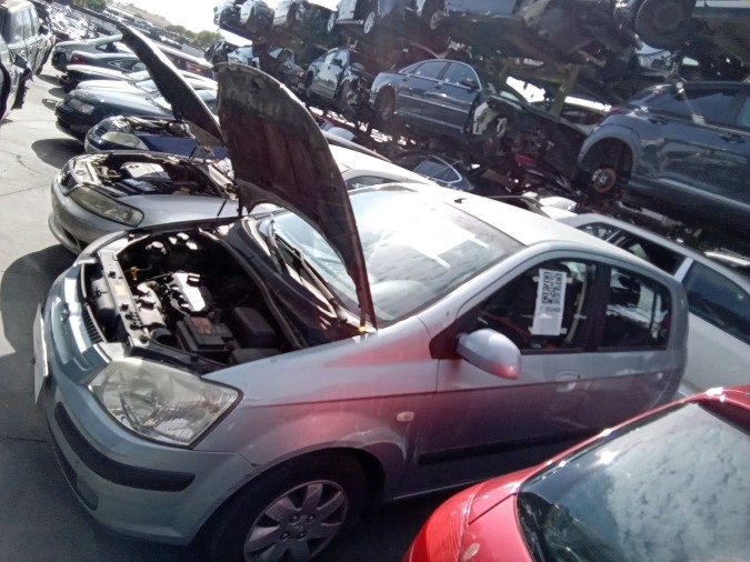 REJILLA DELANTERA HYUNDAI GETZ 2003