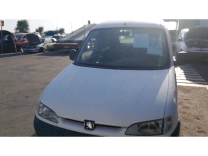CERRADURA PUERTA TRASERA DERECHA PEUGEOT PARTNER 2000