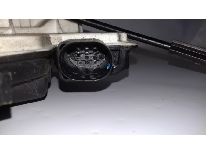CERRADURA PUERTA TRASERA DERECHA SEAT IBIZA 2015